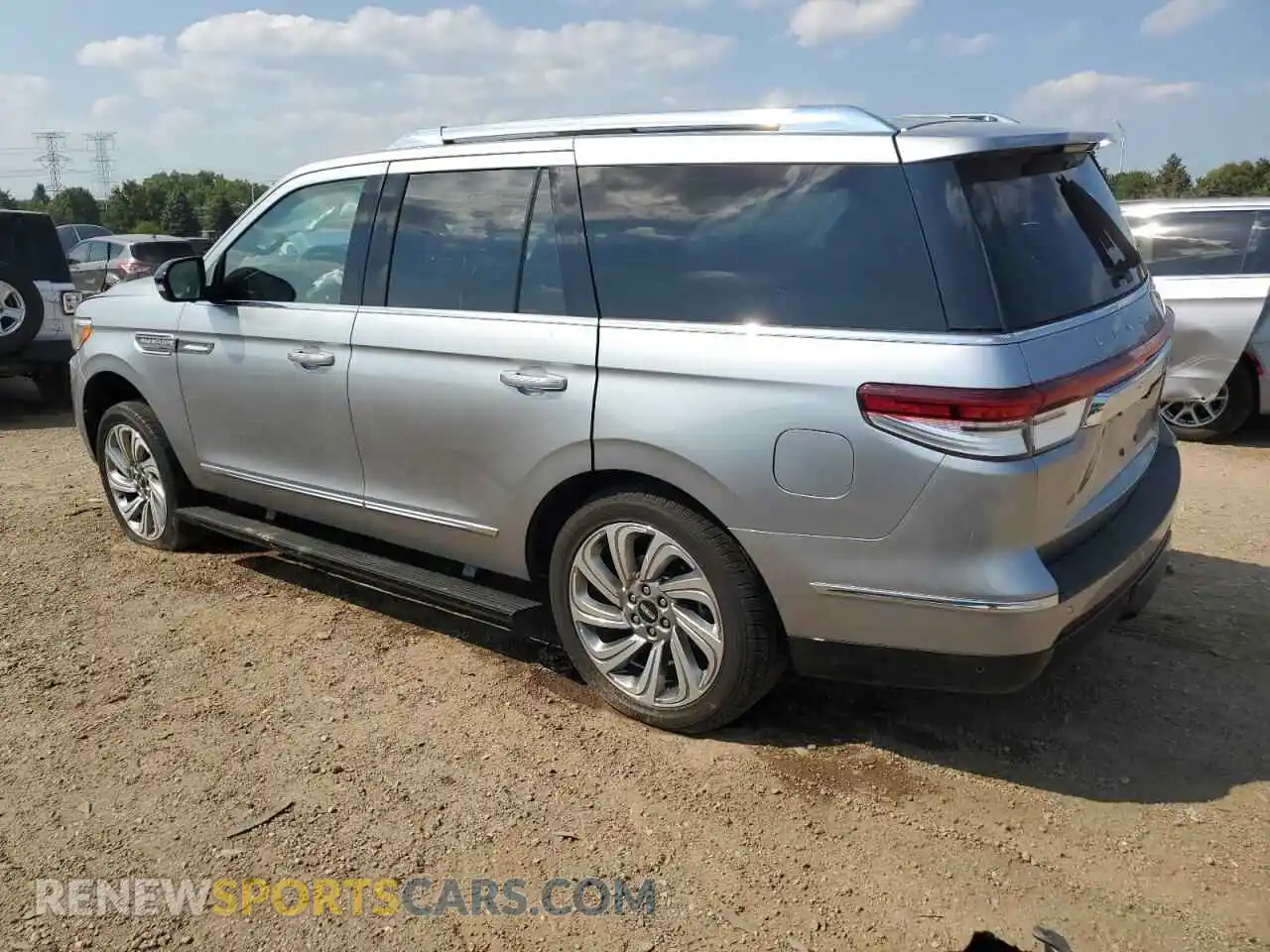 2 Photograph of a damaged car 5LMJJ2LG5REL10031 LINCOLN NAVIGATOR 2024