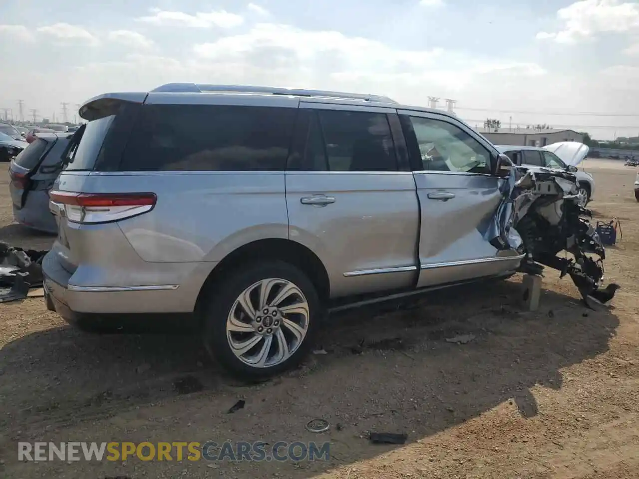 3 Photograph of a damaged car 5LMJJ2LG5REL10031 LINCOLN NAVIGATOR 2024