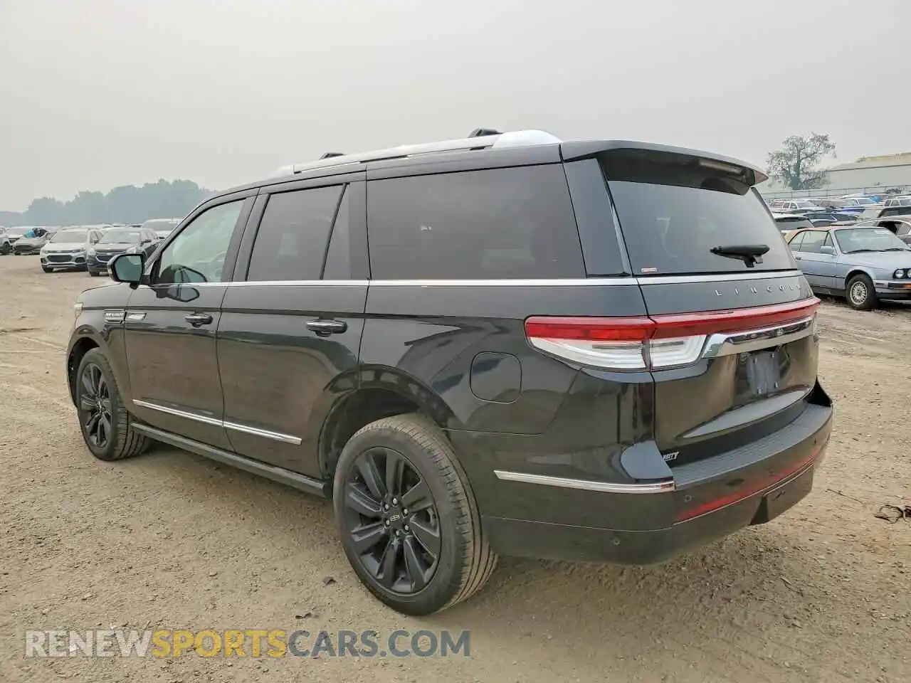 2 Photograph of a damaged car 5LMJJ2LG5REL20428 LINCOLN NAVIGATOR 2024