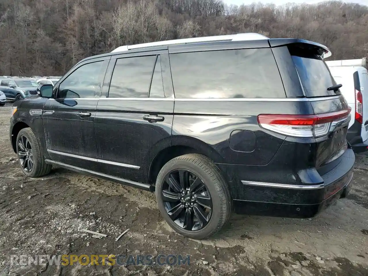 2 Photograph of a damaged car 5LMJJ2LG9REL01106 LINCOLN NAVIGATOR 2024