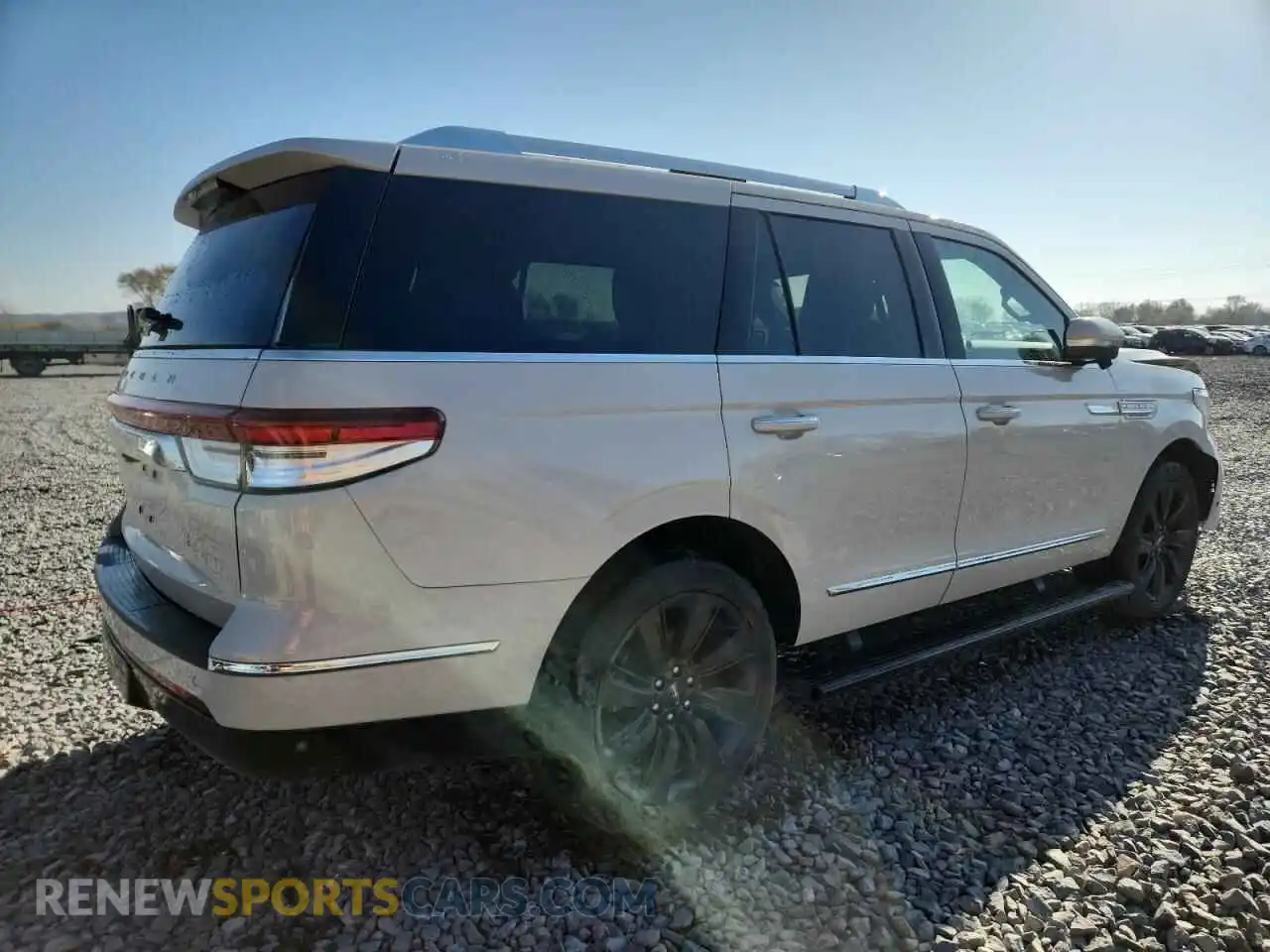 3 Photograph of a damaged car 5LMJJ2LG9REL11425 LINCOLN NAVIGATOR 2024