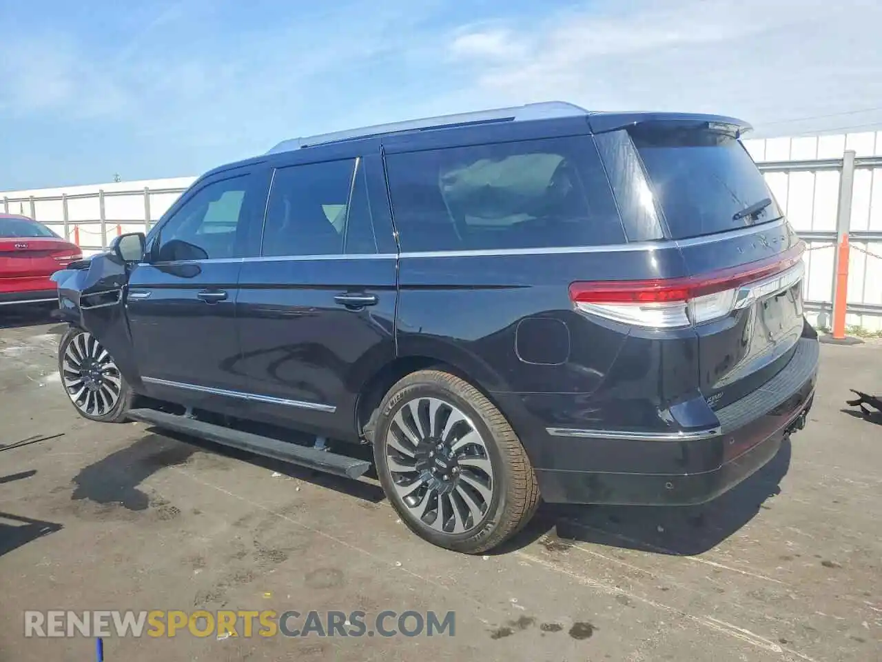 2 fotografías del automóvil dañado 5LMJJ2TG1REL06039 LINCOLN NAVIGATOR 2024