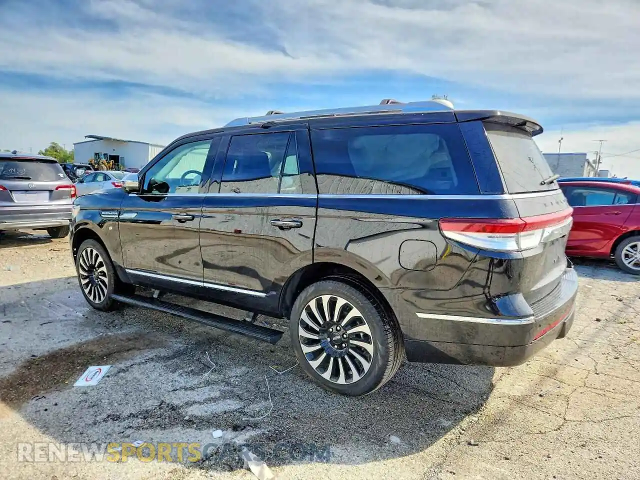 2 Photograph of a damaged car 5LMJJ2TG4REL05449 LINCOLN NAVIGATOR 2024