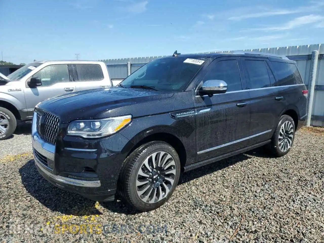 1 Photograph of a damaged car 5LMJJ2TG8REL06149 LINCOLN NAVIGATOR 2024