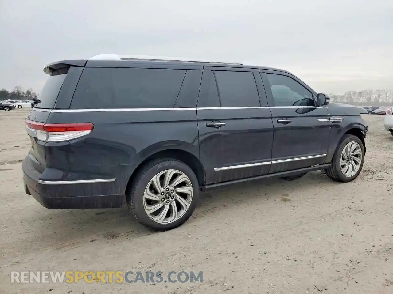 3 fotografías del automóvil dañado 5LMJJ3LG0REL19094 LINCOLN NAVIGATOR 2024