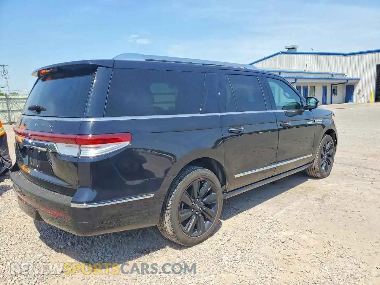 3 fotografías del automóvil dañado 5LMJJ3LG2REL17055 LINCOLN NAVIGATOR 2024