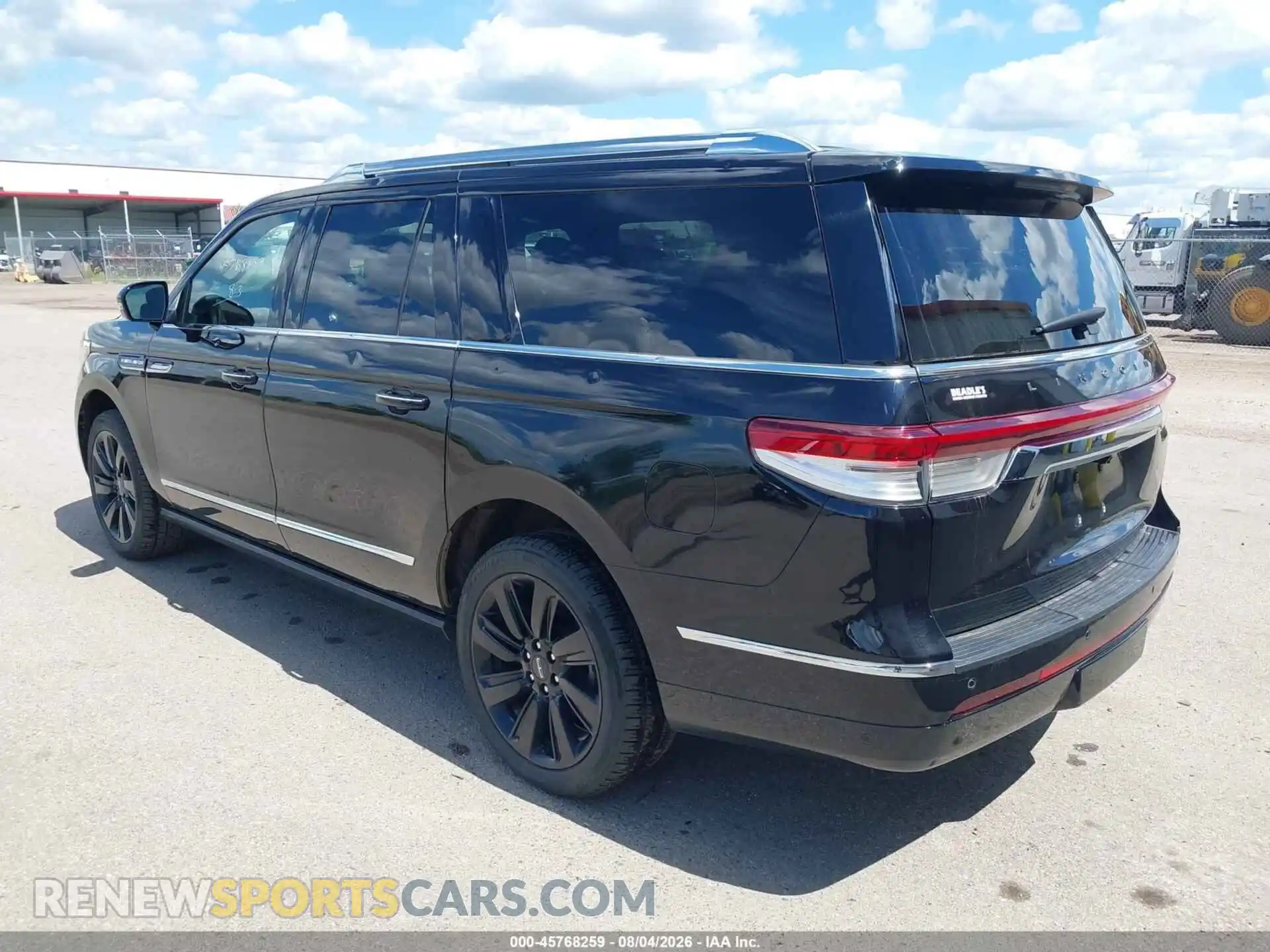 3 Photograph of a damaged car 5LMJJ3LG4REL00807 LINCOLN NAVIGATOR 2024