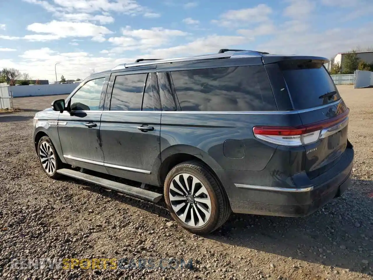 2 Фотография поврежденного автомобиля 5LMJJ3LG6REL21853 LINCOLN NAVIGATOR 2024