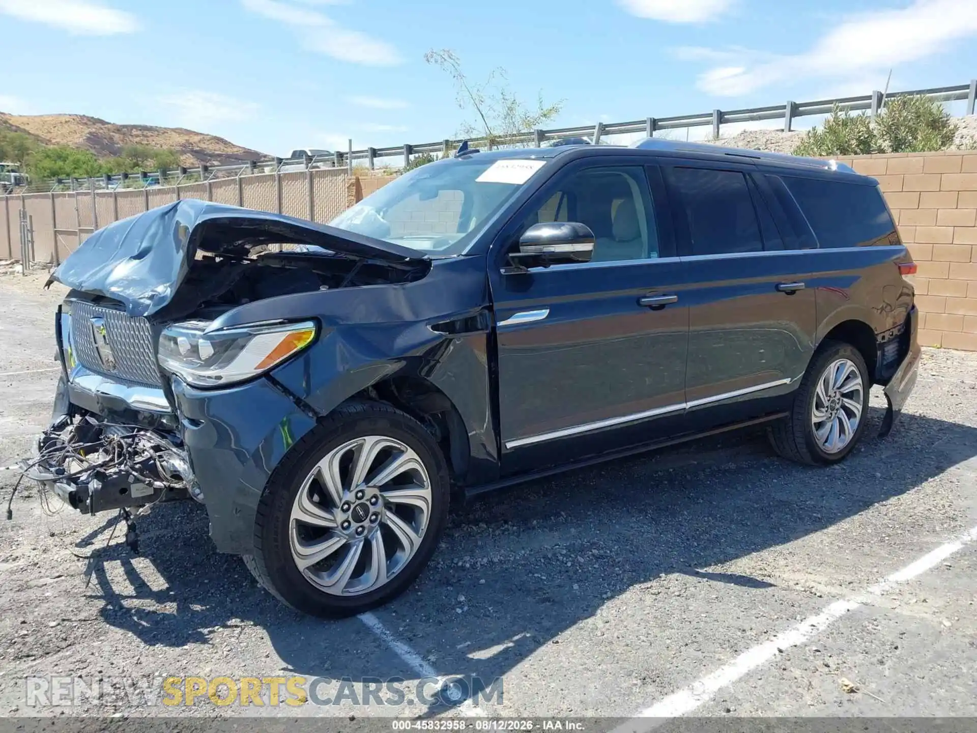 2 Photograph of a damaged car 5LMJJ3LG8REL13995 LINCOLN NAVIGATOR 2024