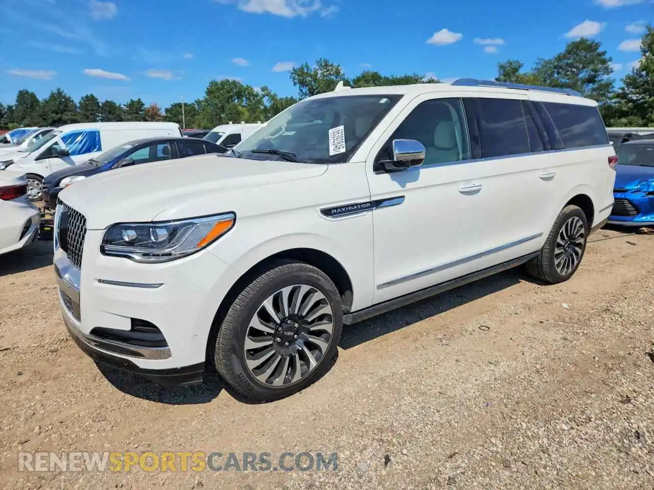 1 Фотография поврежденного автомобиля 5LMJJ3TGXREL21886 LINCOLN NAVIGATOR 2024