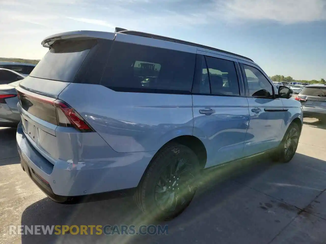 3 Фотография поврежденного автомобиля 5LMJJ2LG9SEL08563 LINCOLN NAVIGATOR 2025