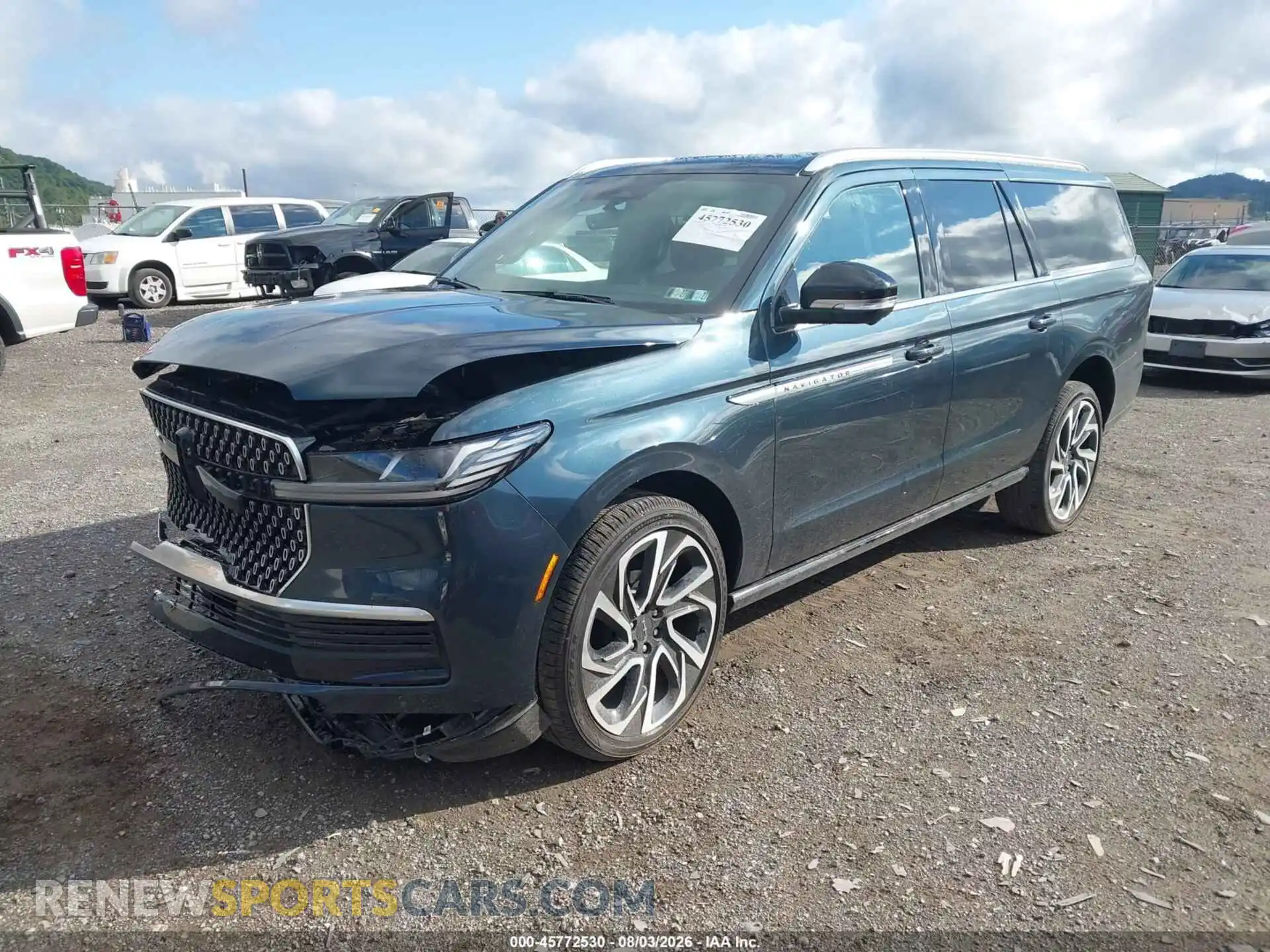 2 Фотография поврежденного автомобиля 5LMJJ3LG2TEL09870 LINCOLN NAVIGATOR 2026