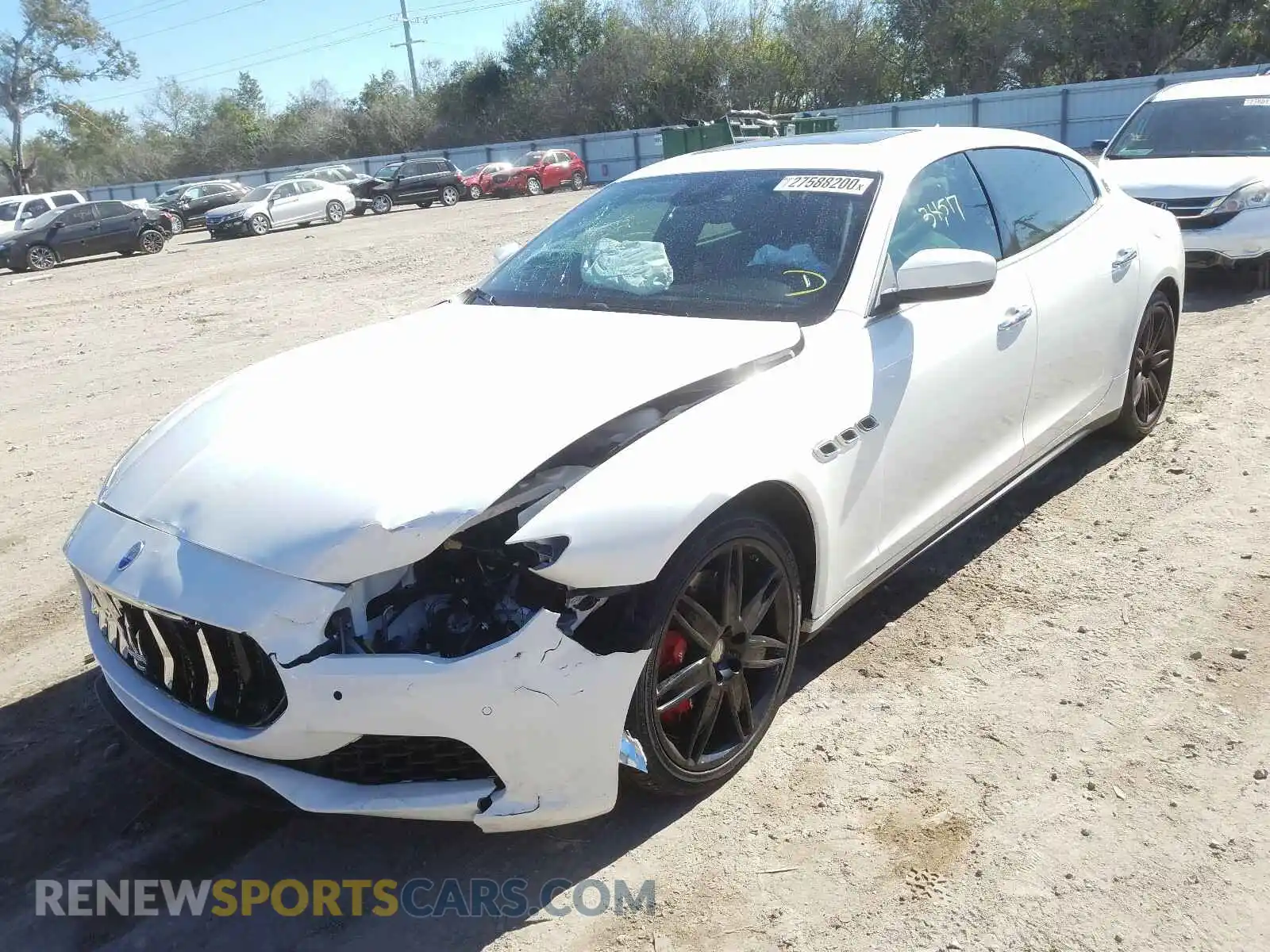 2 Photograph of a damaged car ZAM56RPA8H1229115 MASERATI ALL MODELS 2017