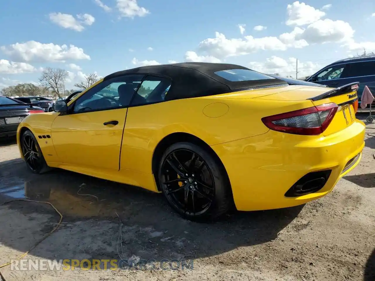 2 Photograph of a damaged car ZAM45VMAXK0341536 MASERATI ALL MODELS 2019