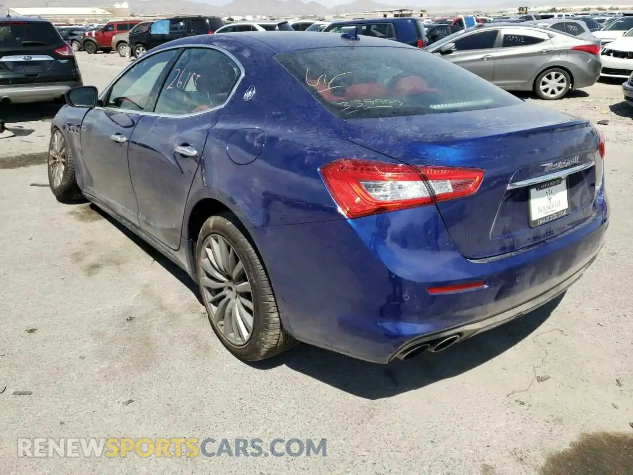 3 Photograph of a damaged car ZAM57XSA2K1337519 MASERATI ALL MODELS 2019