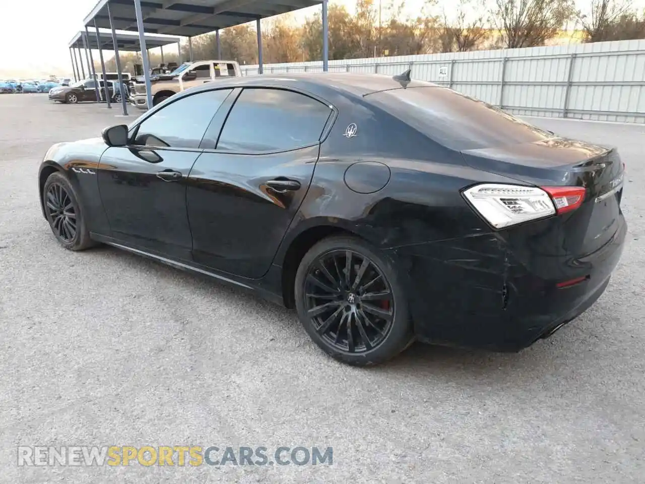 2 Photograph of a damaged car ZAM57XSA3K1325881 MASERATI ALL MODELS 2019