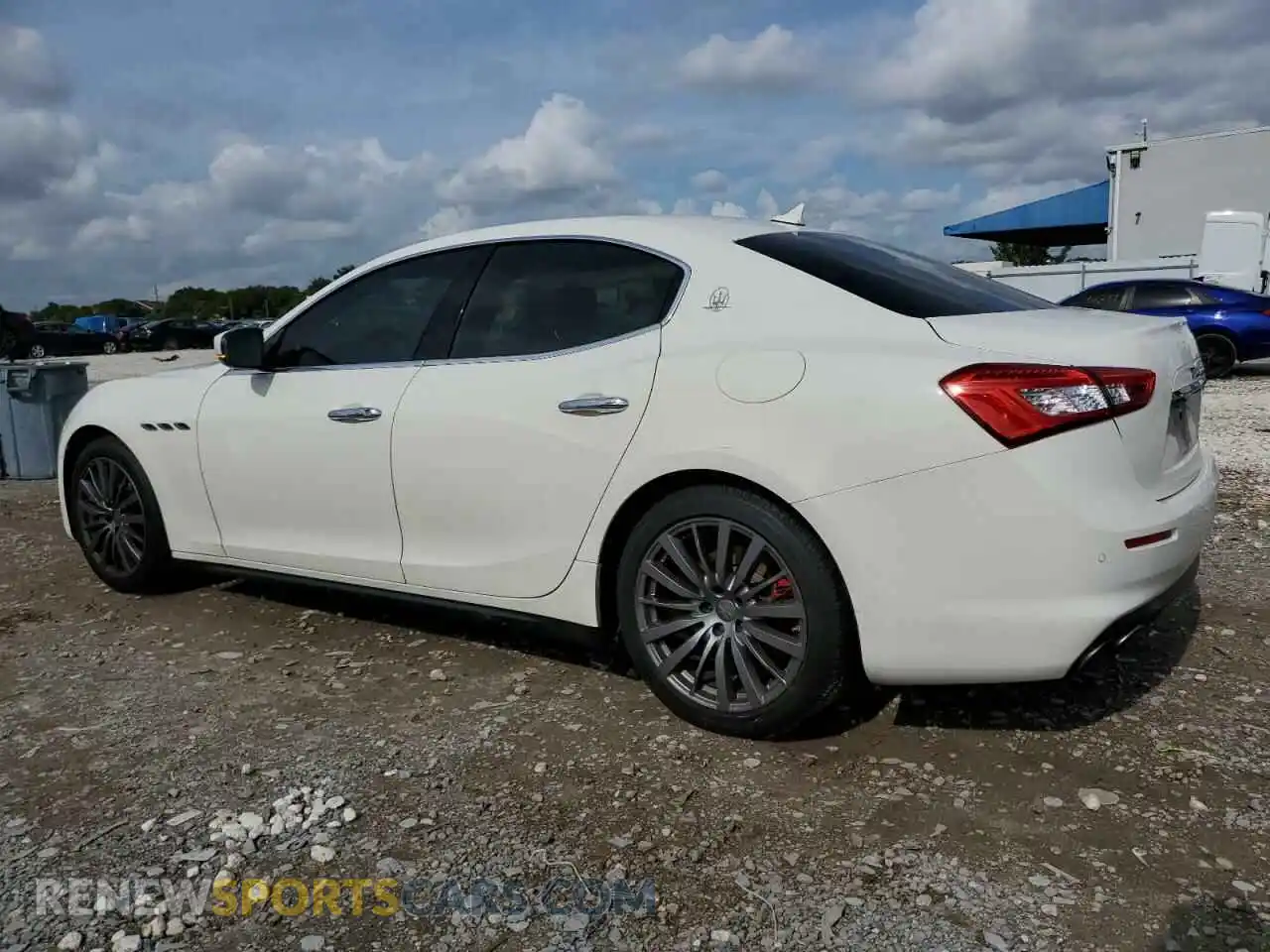 2 Photograph of a damaged car ZAM57XSA6K1334624 MASERATI ALL MODELS 2019