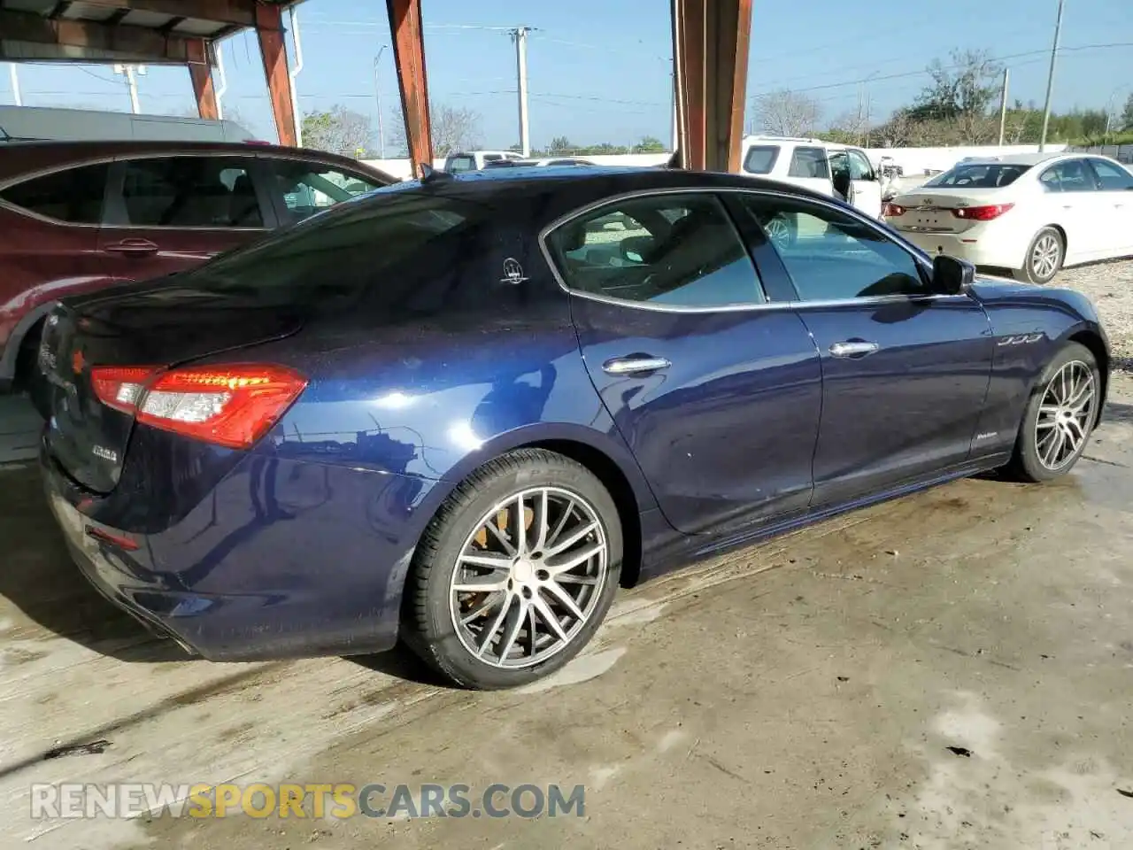 3 Photograph of a damaged car ZAM57XSL8K1338269 MASERATI ALL MODELS 2019