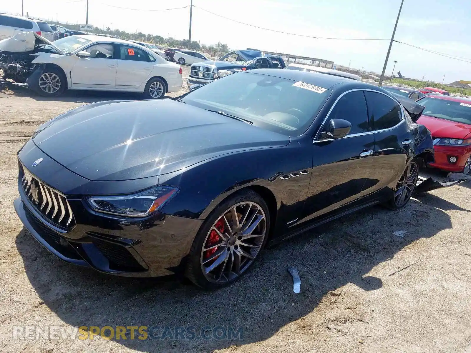 2 Photograph of a damaged car ZAM57YSS3K1314734 MASERATI ALL MODELS 2019