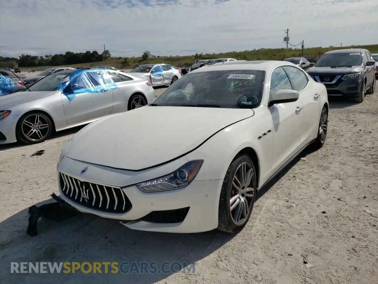 2 Photograph of a damaged car ZAM57YTA6K1308447 MASERATI ALL MODELS 2019