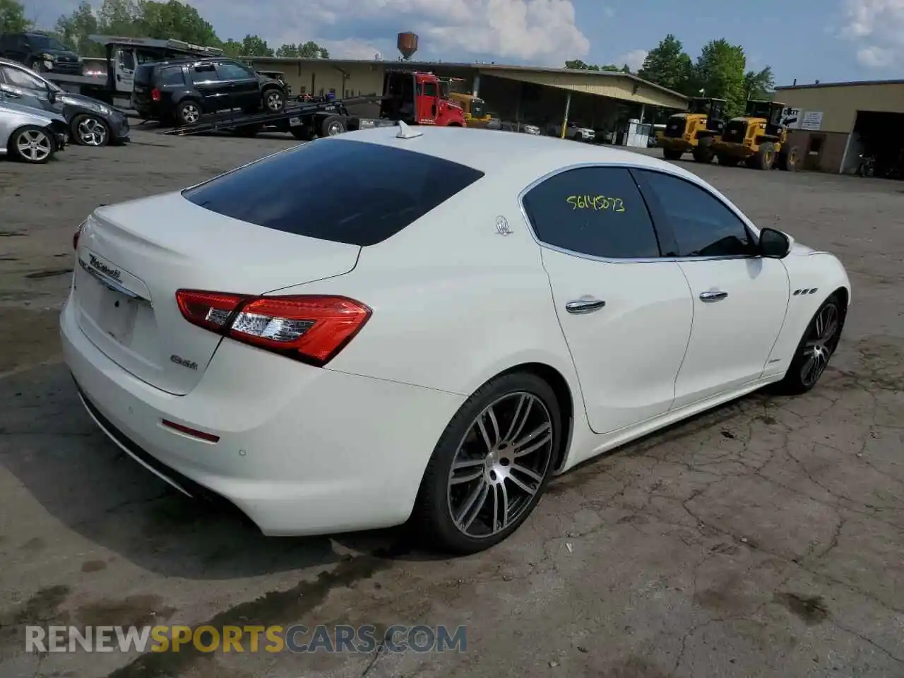 3 Photograph of a damaged car ZAM57YTL4K1322087 MASERATI ALL MODELS 2019