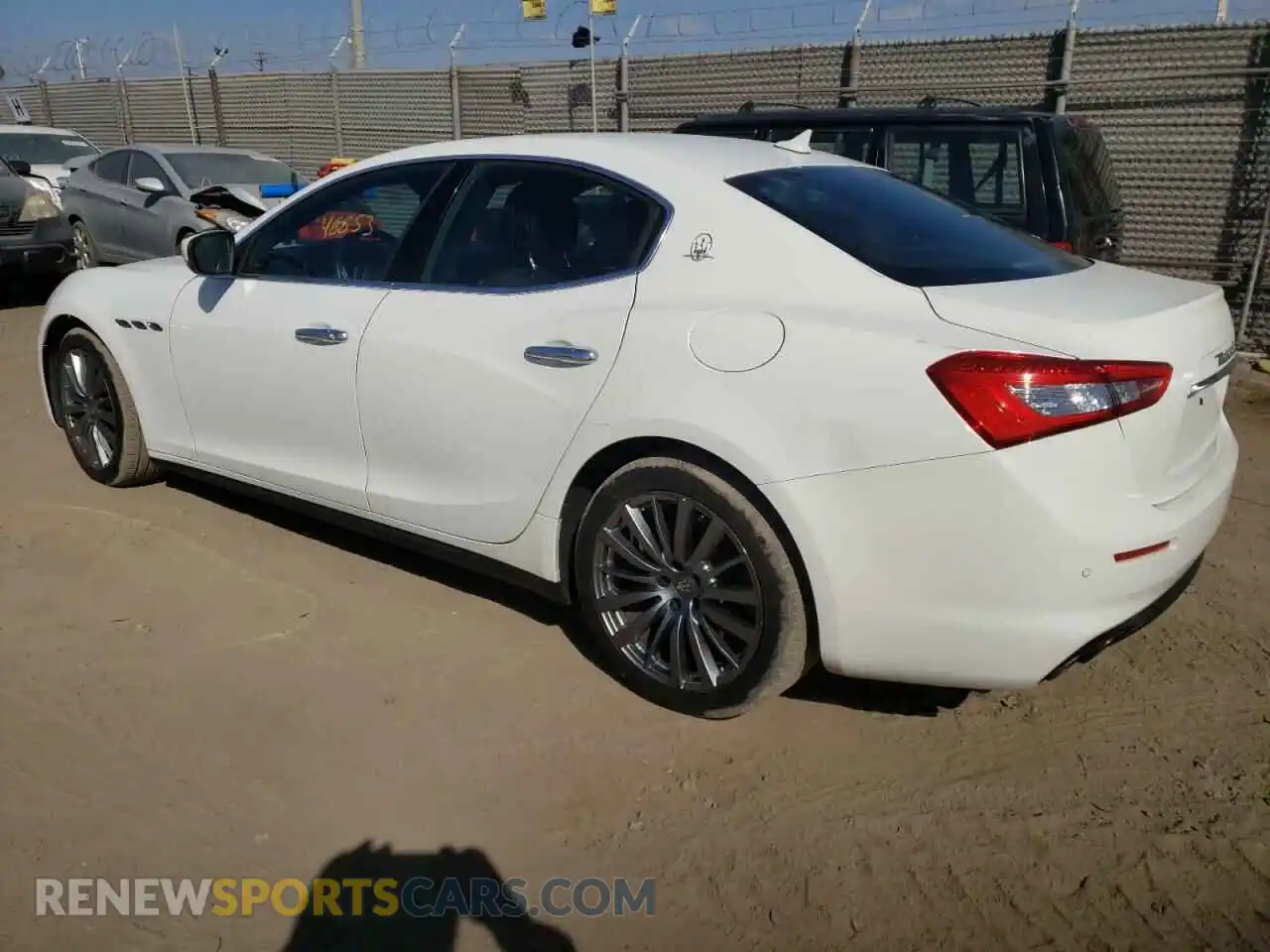 3 Photograph of a damaged car ZAM57XSA0L1344485 MASERATI ALL MODELS 2020