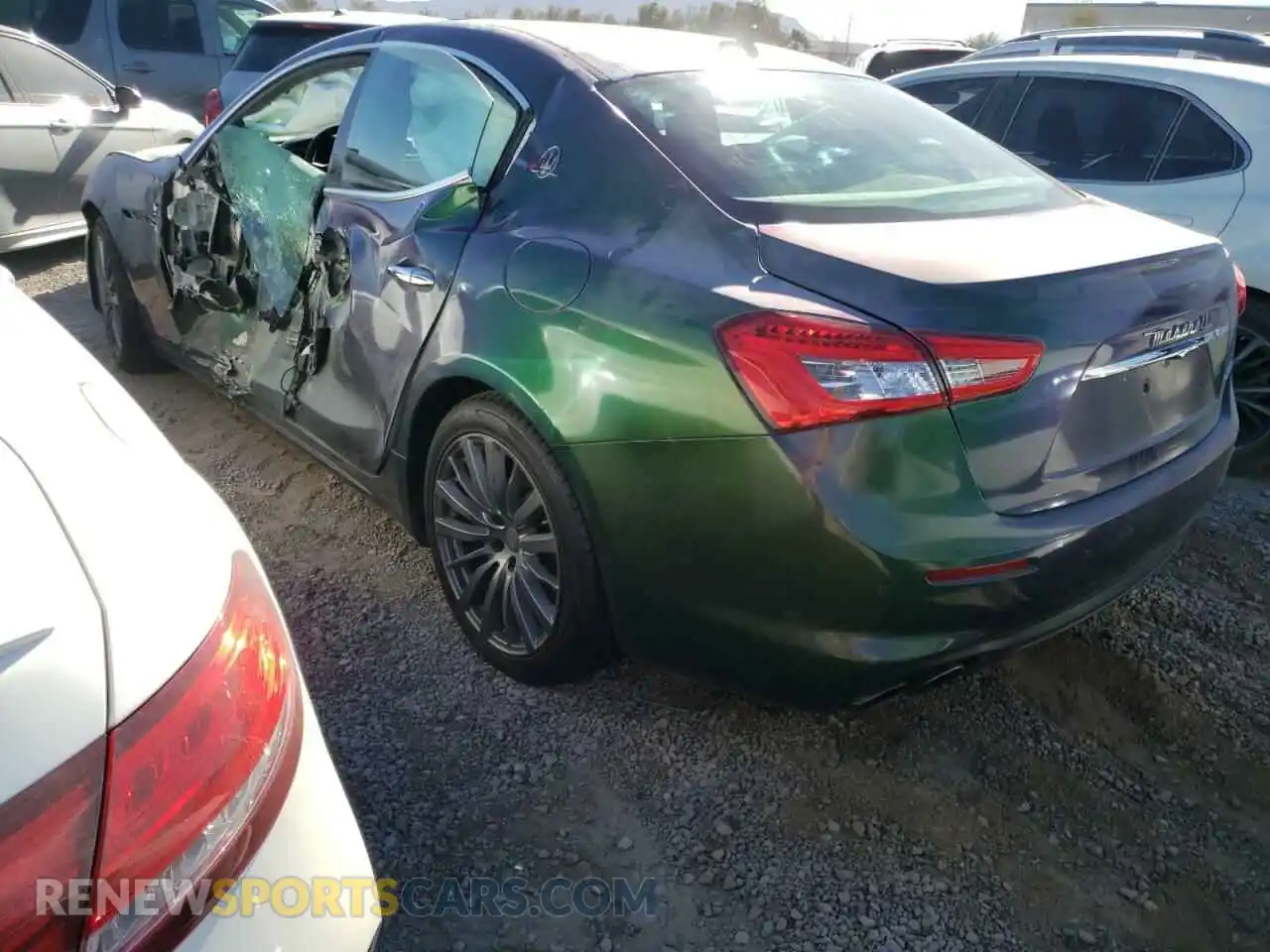 2 Фотография поврежденного автомобиля ZAM57XSA6L1344460 MASERATI ALL MODELS 2020