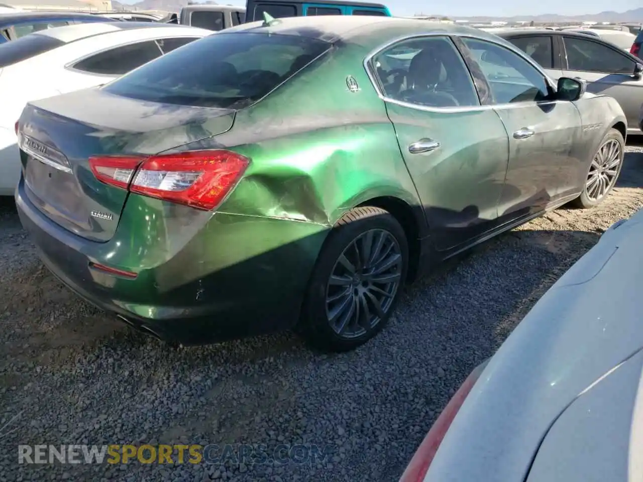 3 Фотография поврежденного автомобиля ZAM57XSA6L1344460 MASERATI ALL MODELS 2020