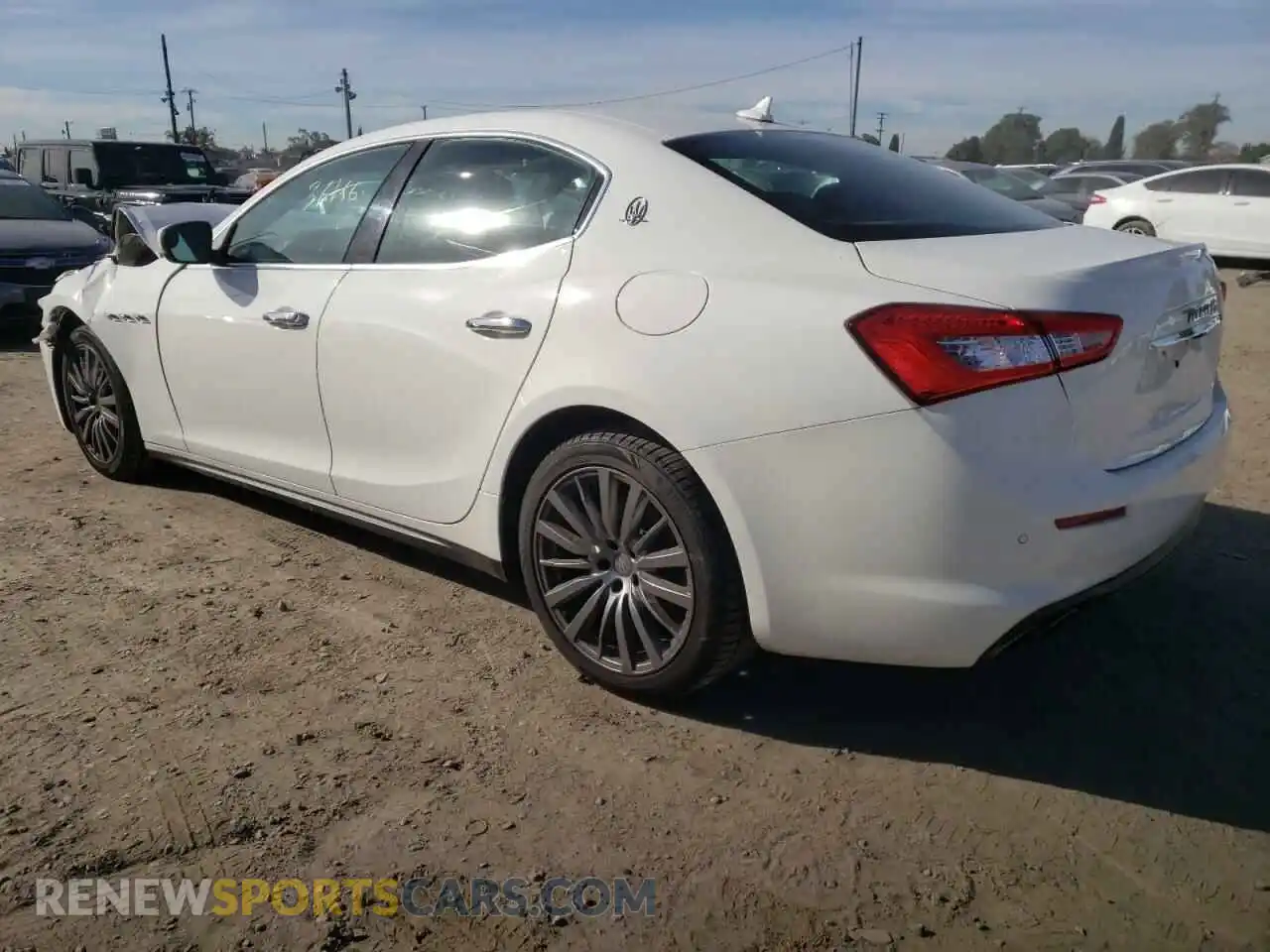 3 Photograph of a damaged car ZAM57XSA7L1344449 MASERATI ALL MODELS 2020
