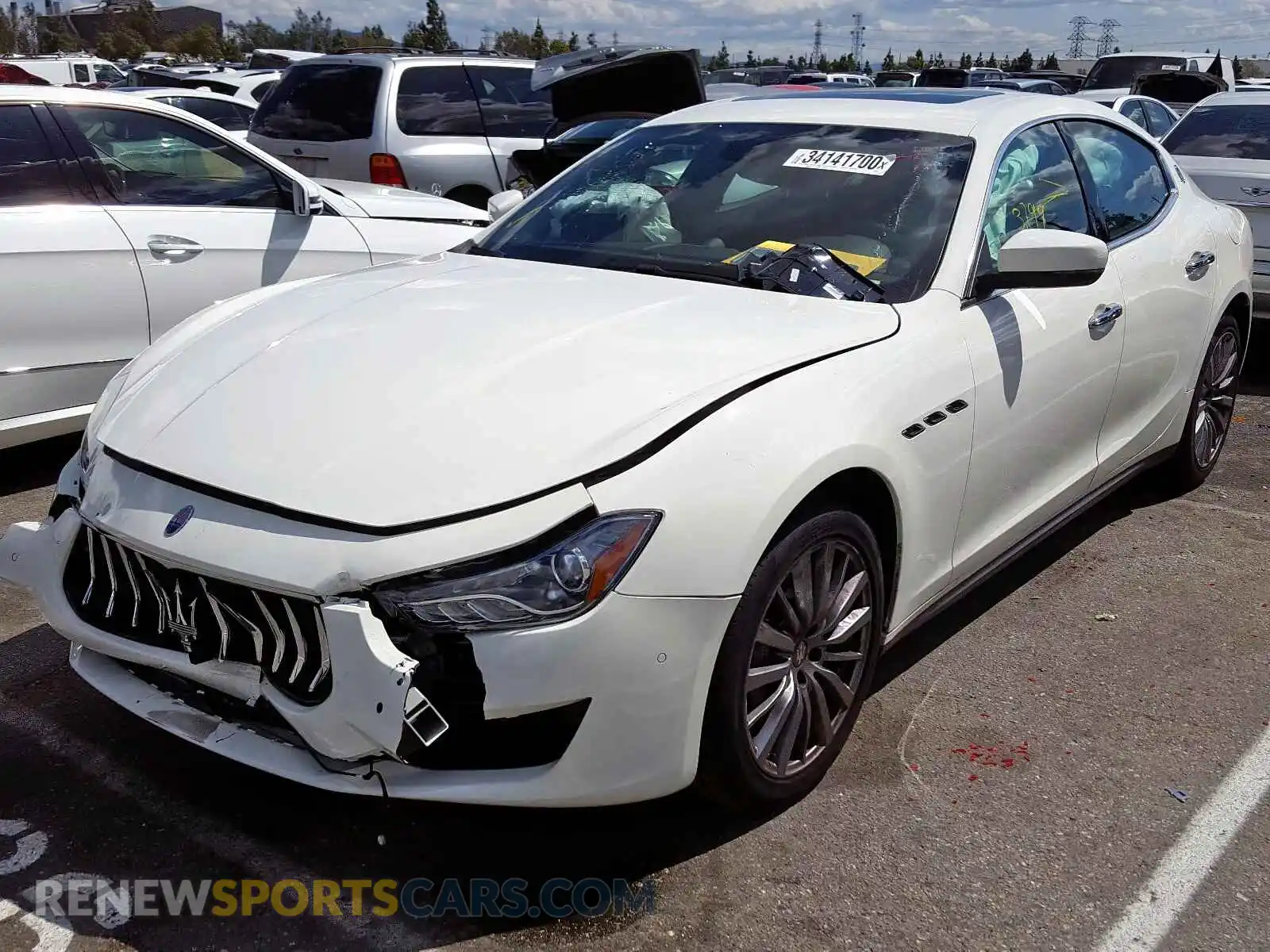2 Photograph of a damaged car ZAM57XSA7L1344502 MASERATI ALL MODELS 2020