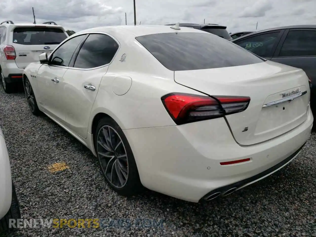 3 Photograph of a damaged car ZAM57YSL5M1360769 MASERATI ALL MODELS 2021