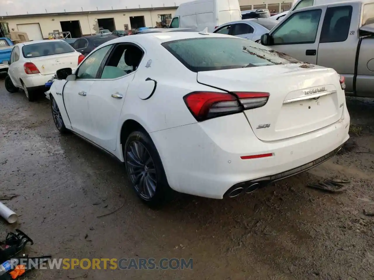 3 fotografías del automóvil dañado ZAM57YTA0M1371255 MASERATI ALL MODELS 2021