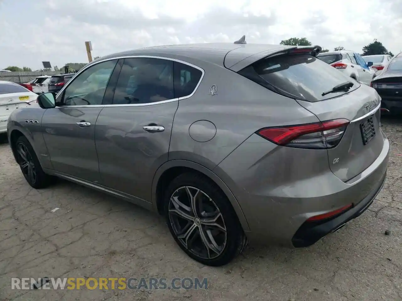 2 Photograph of a damaged car ZN661XUS8MX363847 MASERATI ALL MODELS 2021