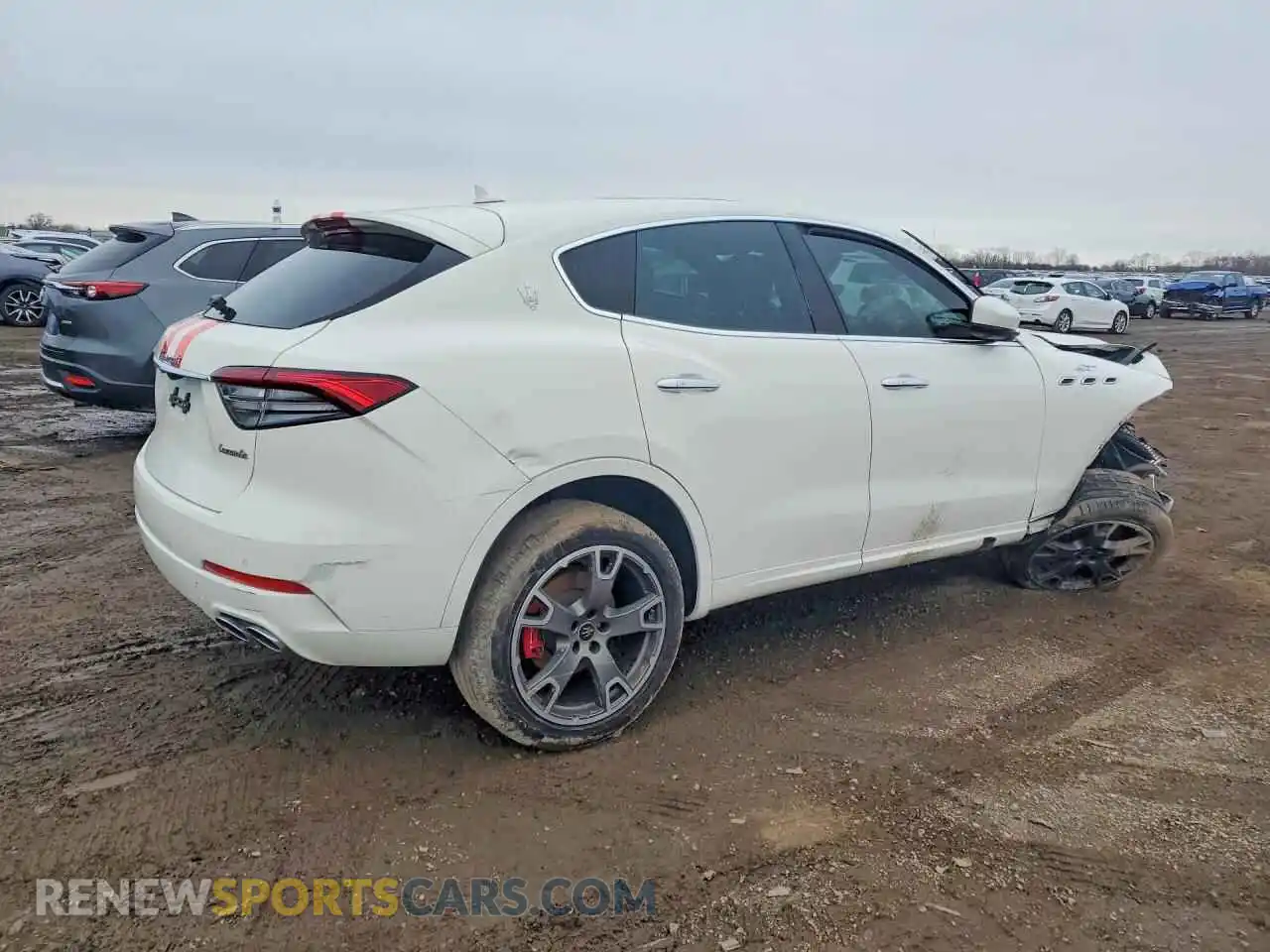 3 Photograph of a damaged car ZN661XUA4PX422212 MASERATI ALL MODELS 2023