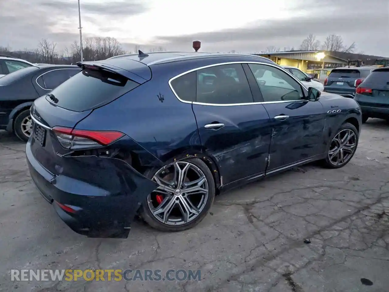 3 Photograph of a damaged car ZN661YUM6PX431333 MASERATI ALL MODELS 2023