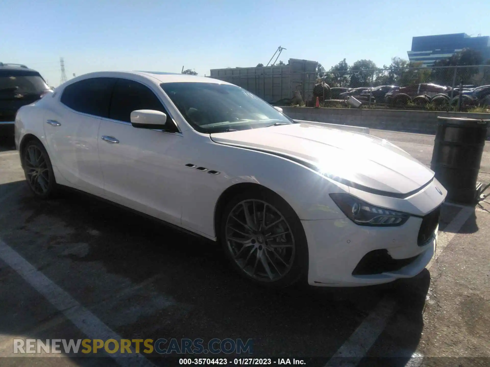 1 Photograph of a damaged car ZAM57RTA6F1130132 MASERATI GHIBLI 2015