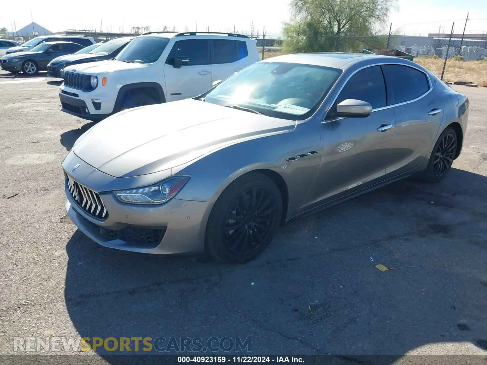 2 Photograph of a damaged car ZAM57XSA6K1311103 MASERATI GHIBLI 2019