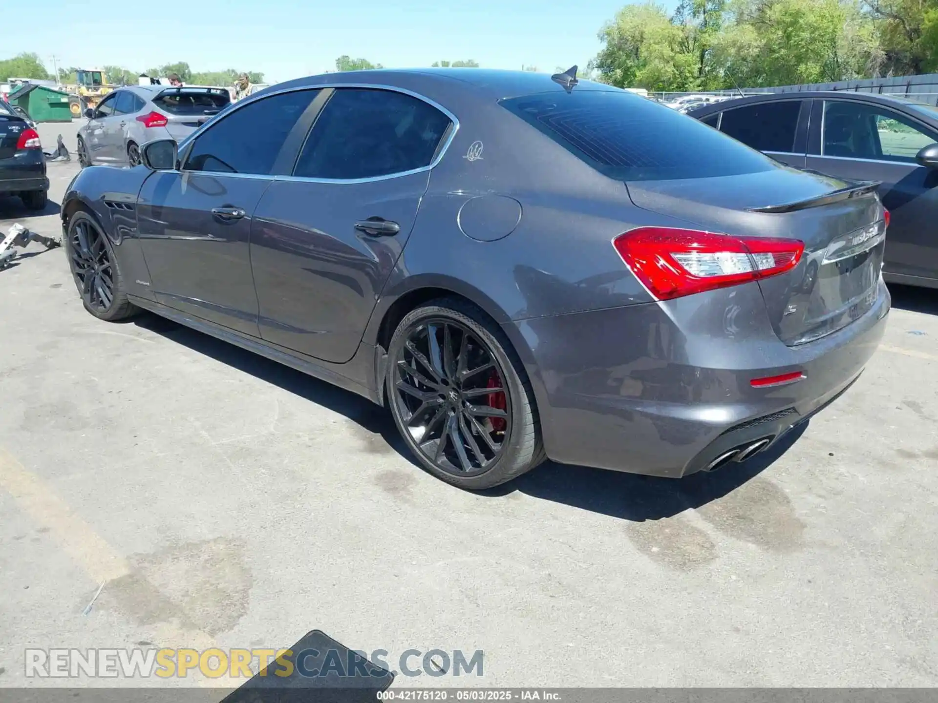 3 Photograph of a damaged car ZAM57YSS8L1353160 MASERATI GHIBLI 2020