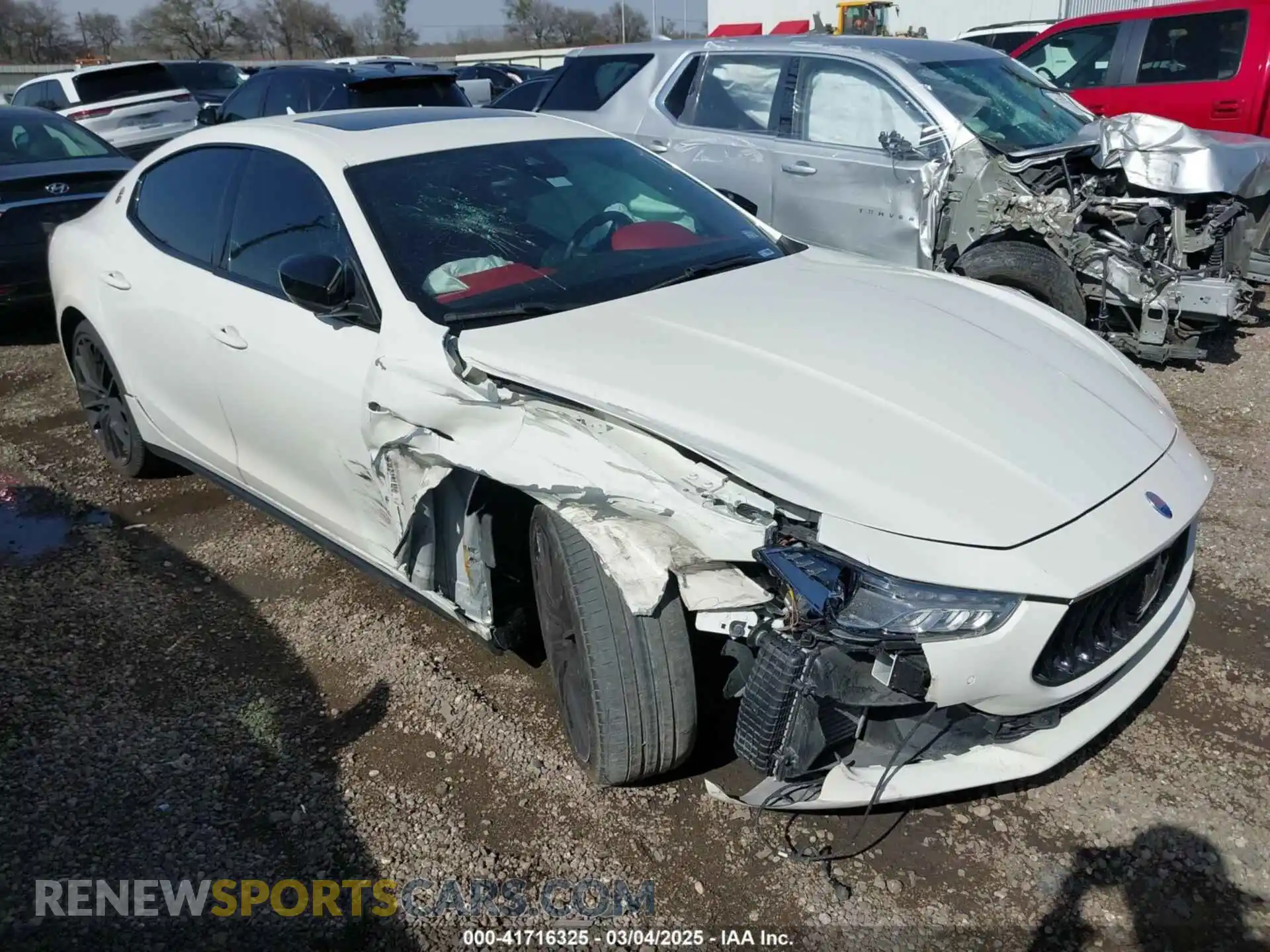 1 Photograph of a damaged car ZAM57XSA4M1361209 MASERATI GHIBLI 2021