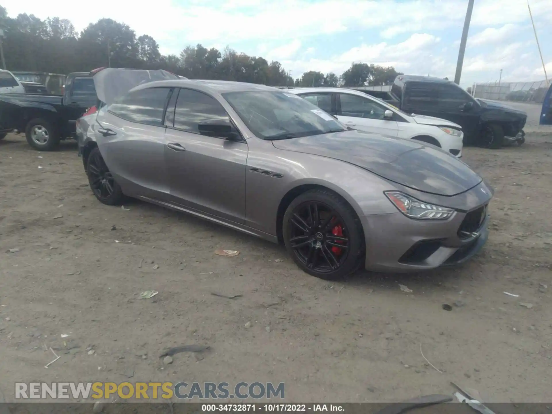 1 Photograph of a damaged car ZAM57XSA5M1365625 MASERATI GHIBLI 2021