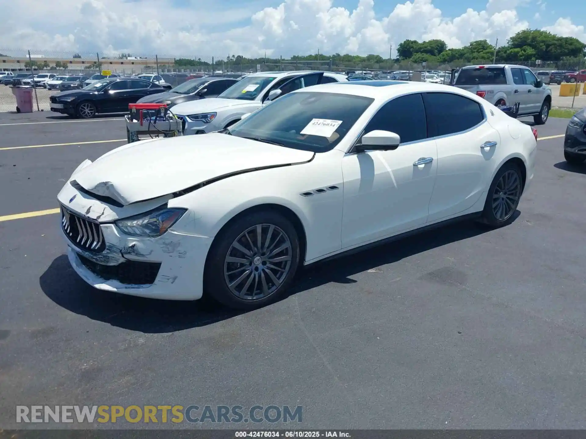 2 Photograph of a damaged car ZAM57YTA4M1357696 MASERATI GHIBLI 2021