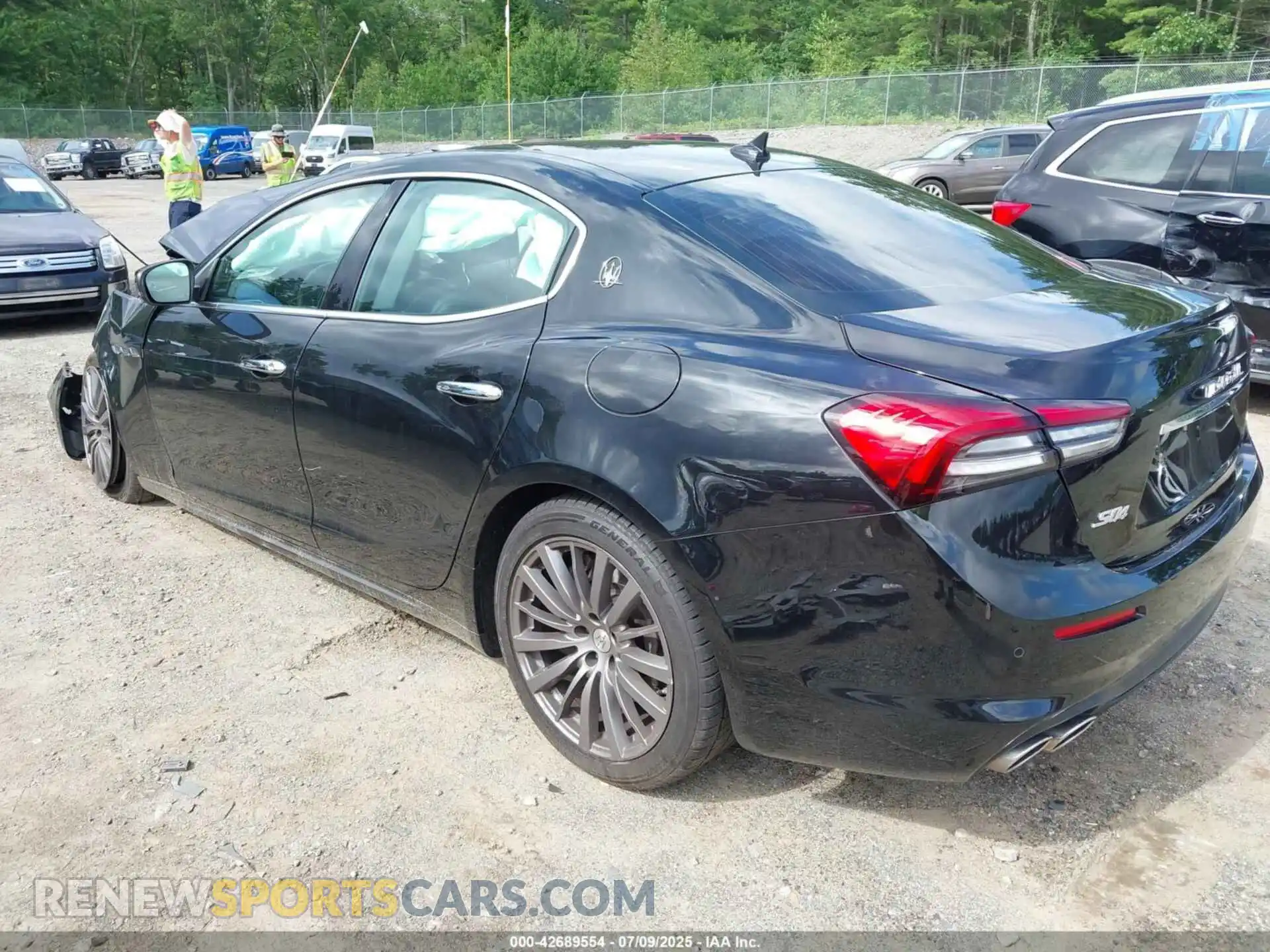 3 fotografías del automóvil dañado ZAM57YTAXM1362157 MASERATI GHIBLI 2021