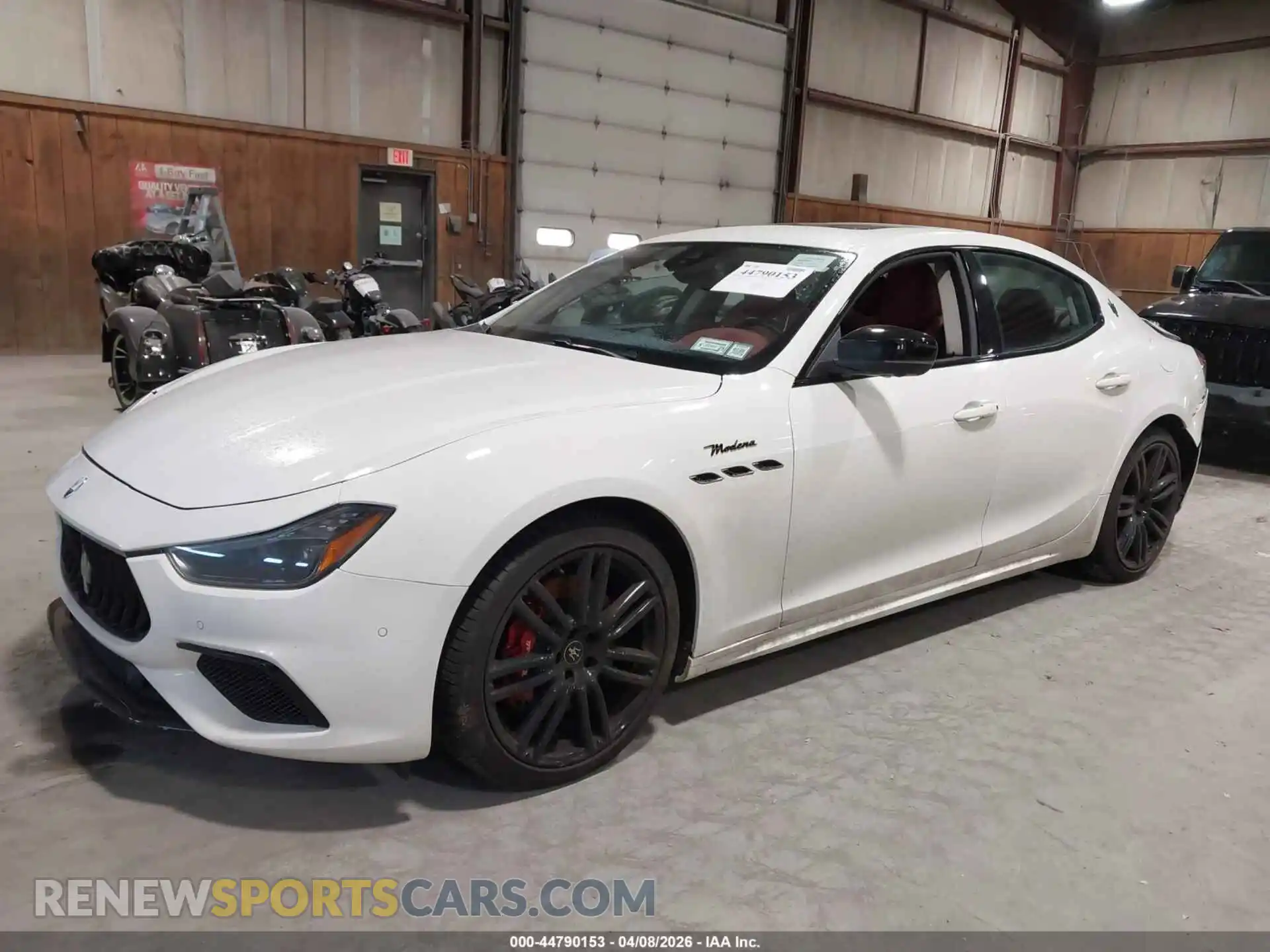2 Photograph of a damaged car ZAM57YTM0PX411507 MASERATI GHIBLI 2023