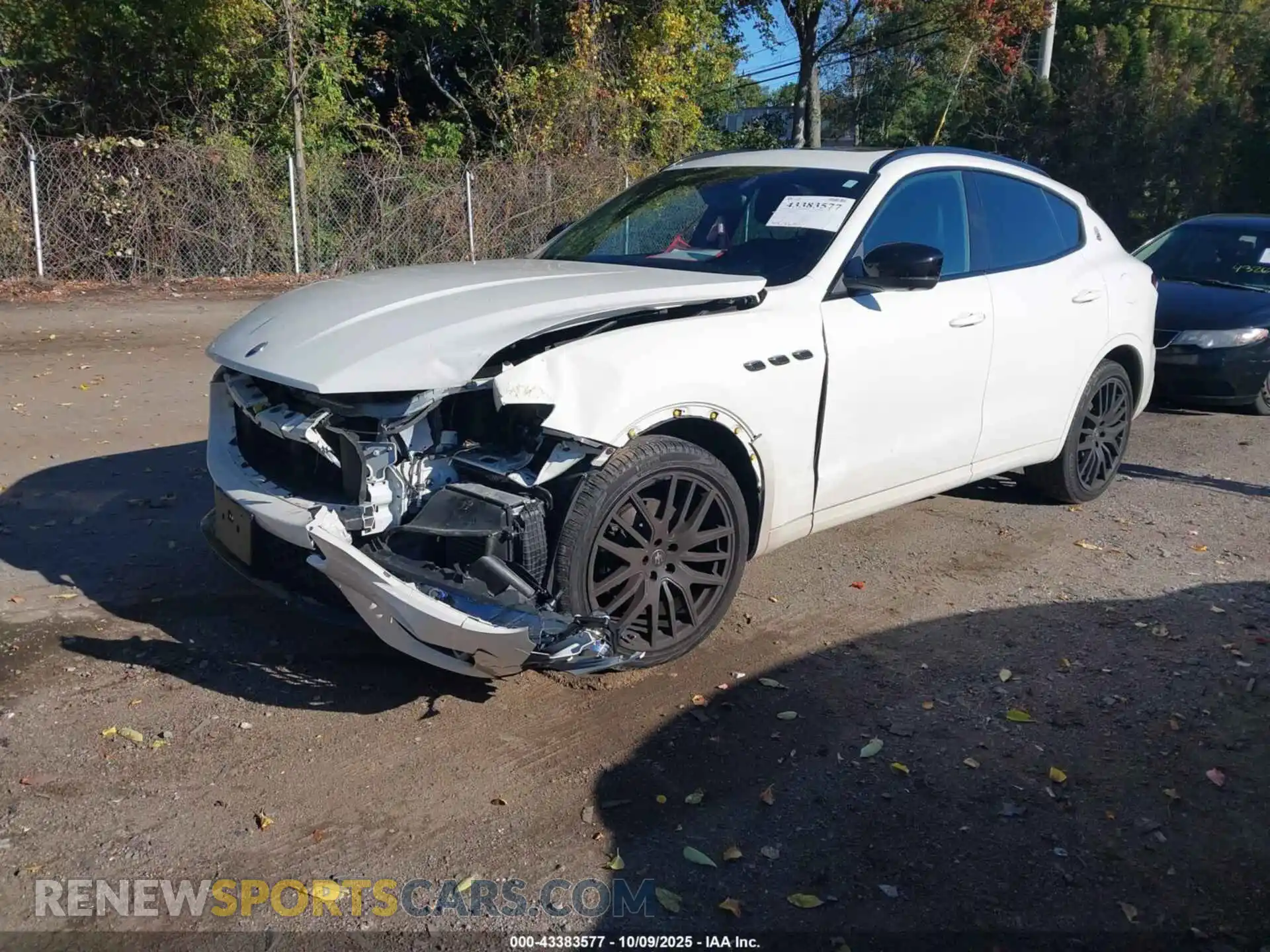 2 Photograph of a damaged car ZN661XUAXMX370807 MASERATI LEVANTE 2021
