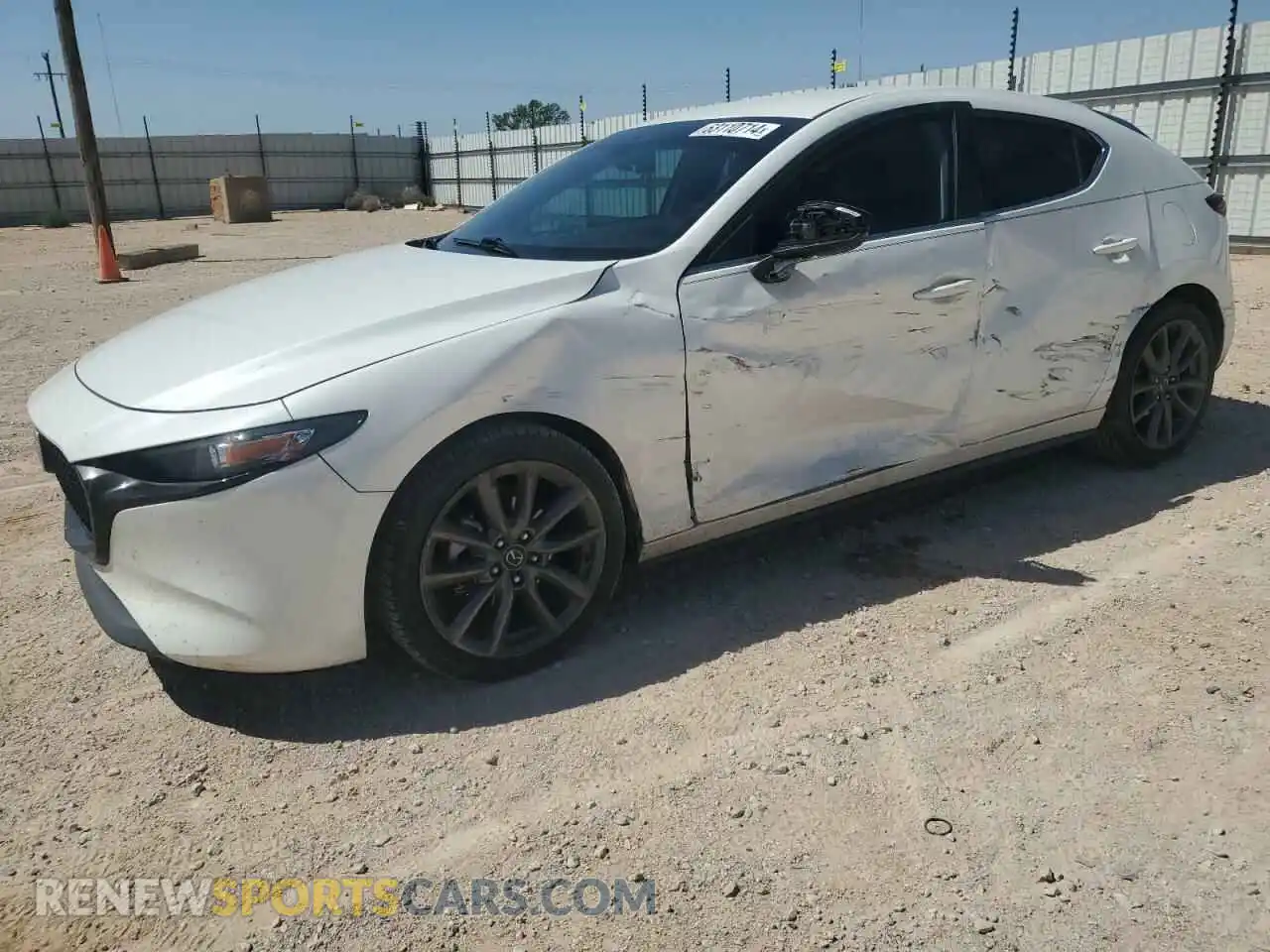 1 Photograph of a damaged car JM1BPAJM1K1132824 MAZDA 3 2019