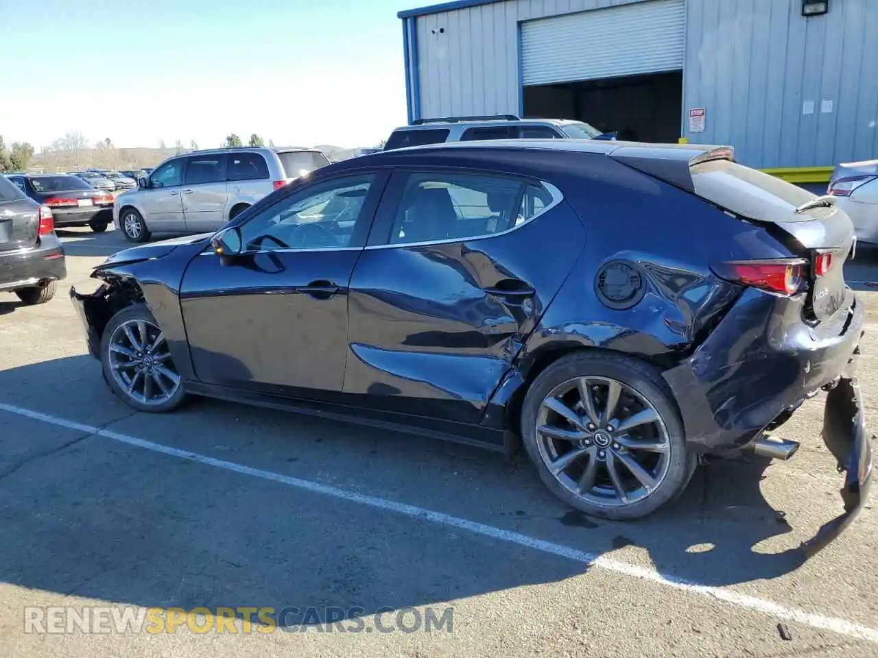 2 Photograph of a damaged car JM1BPAMM5K1137567 MAZDA 3 2019