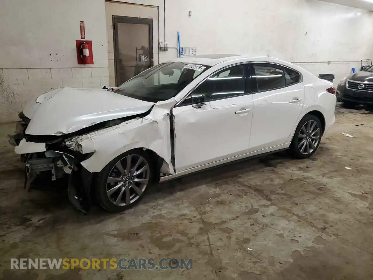 1 Photograph of a damaged car JM1BPBEM3K1139631 MAZDA 3 2019