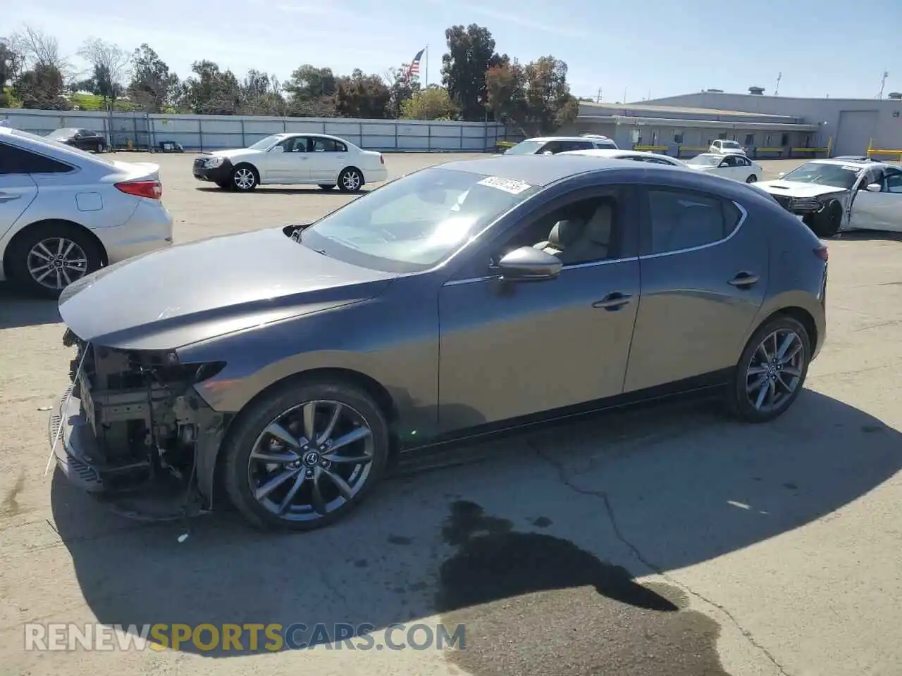 1 Photograph of a damaged car JM1BPBMM2K1133482 MAZDA 3 2019