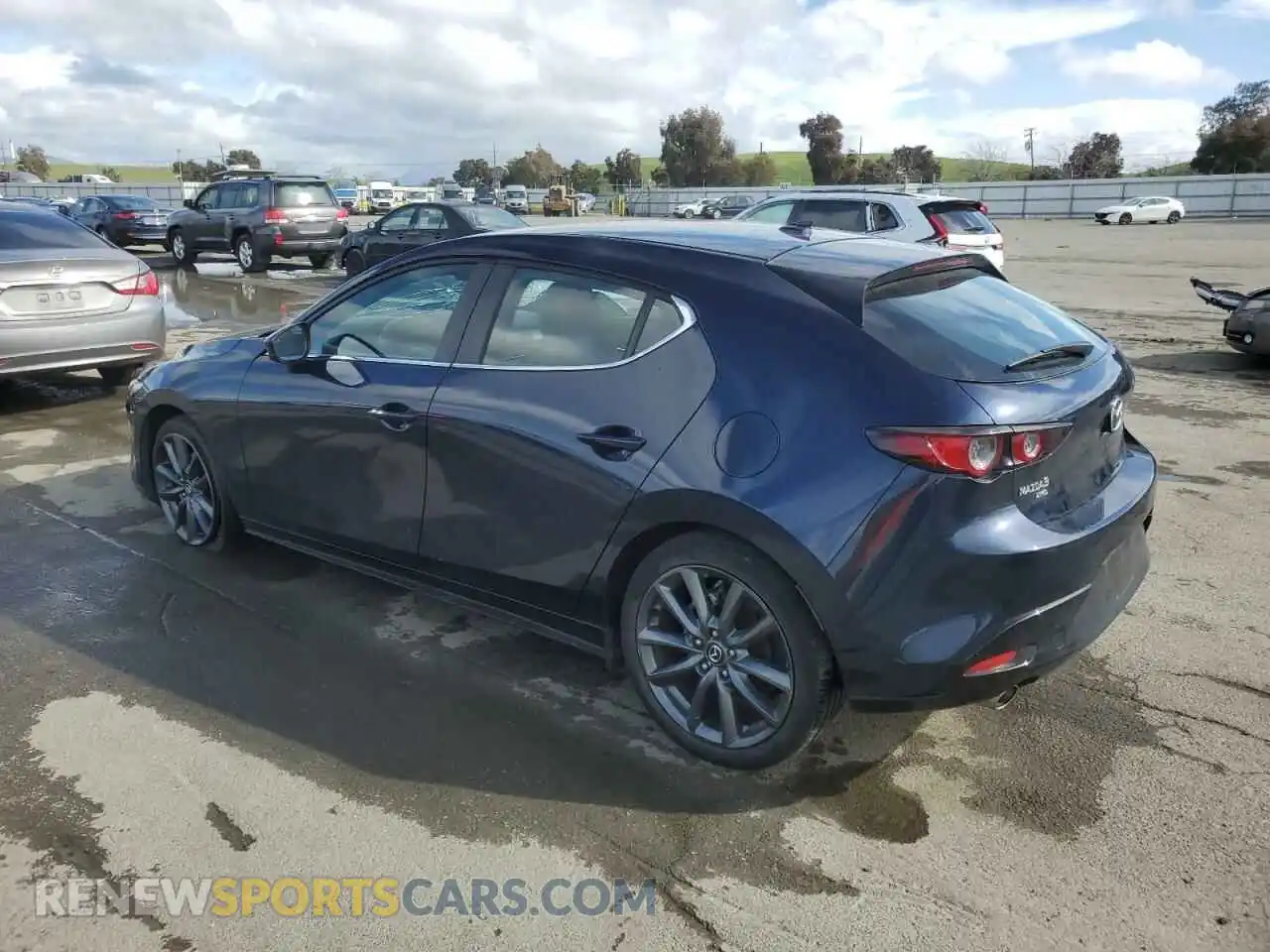 2 Photograph of a damaged car JM1BPBMM5K1134299 MAZDA 3 2019