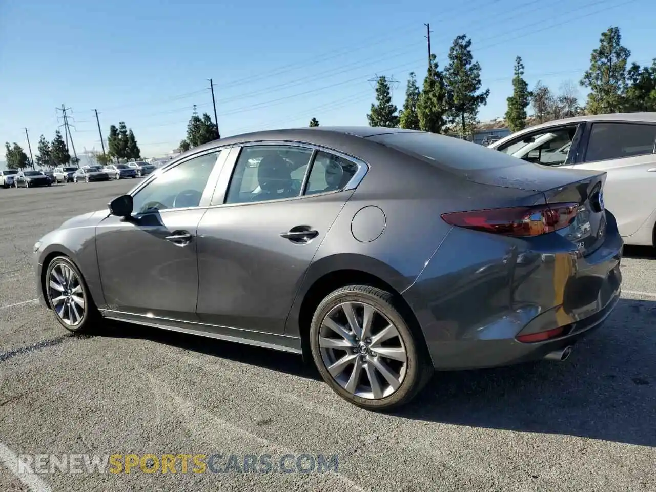 2 Photograph of a damaged car 3MZBPACL5LM135828 MAZDA 3 2020